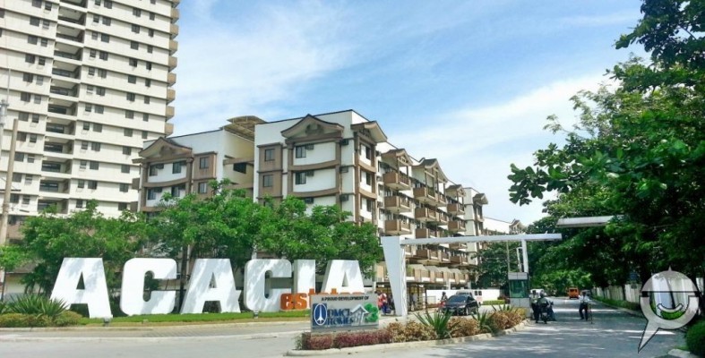For Sale 2 Bedroom Fully Furnished Unit With 1 Parking at Acacia Estates
